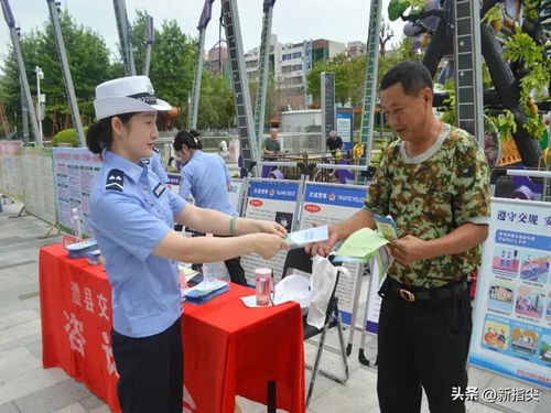 澧县开展安全生产月主题宣传，增强群众交通安全意识