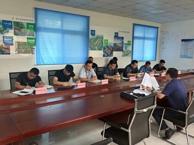 济宁经济技术开发区城镇燃气专班开展“三上门、三集成”服务活动，筑牢安全防线